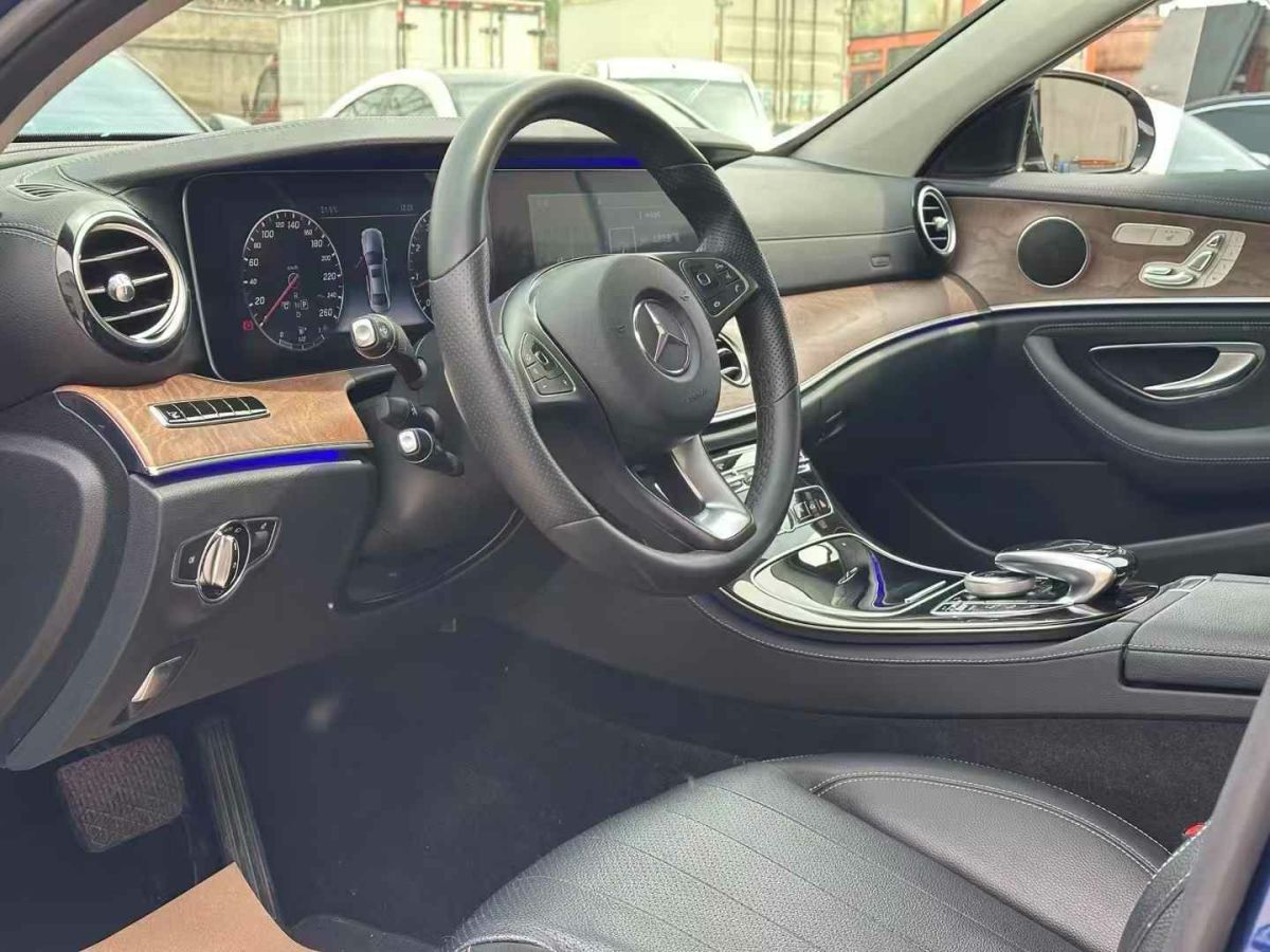 奔馳 奔馳A級AMG  2017款 2017款 改款 AMG A 45 4MATIC 國VI圖片