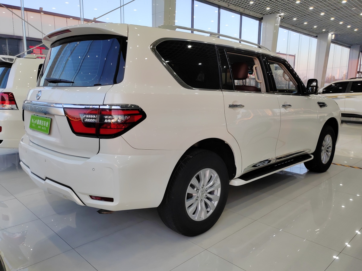 日產(chǎn) 途樂(lè)  2018款 4.0L 領(lǐng)英型圖片