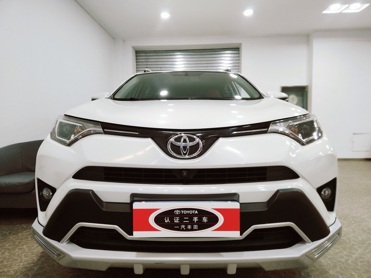 豐田 RAV4  2016款 榮放 2.0L CVT兩驅(qū)舒適版圖片