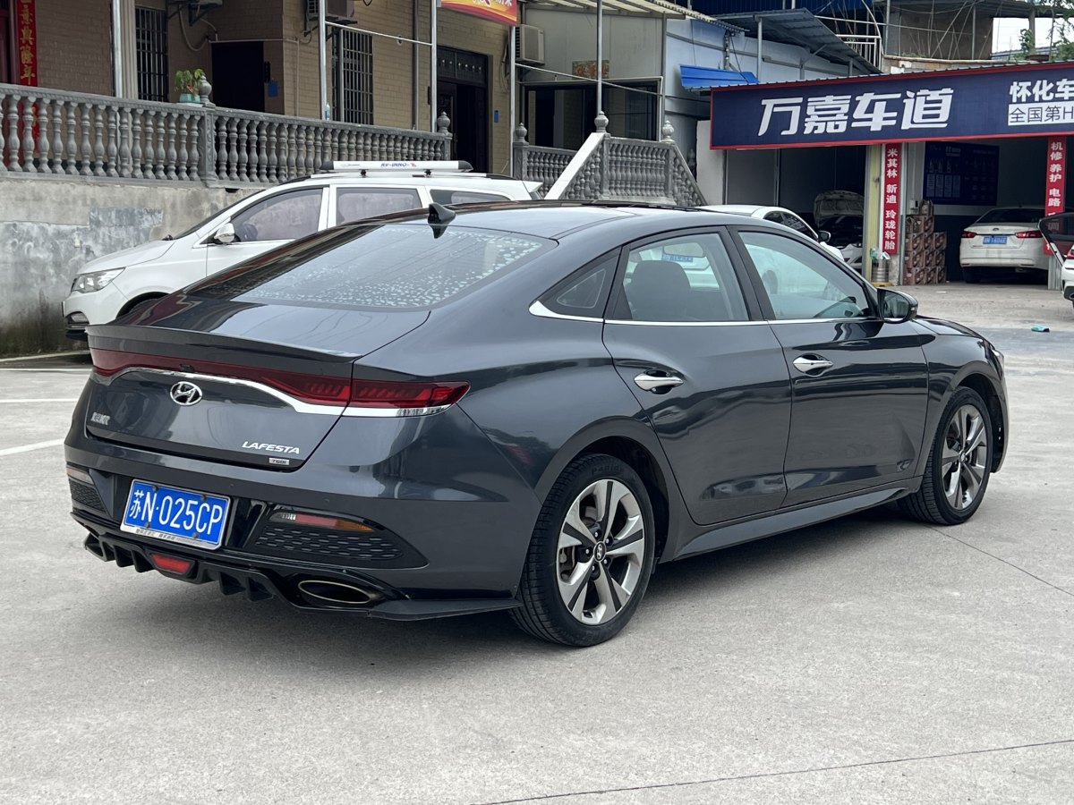 現(xiàn)代 菲斯塔  2021款 280TGDi 豪華版圖片