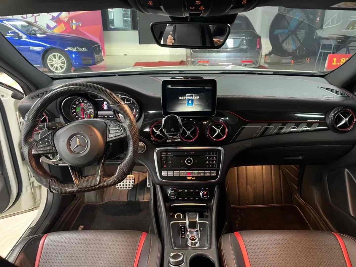 奔驰 奔驰GLA AMG  2017款 AMG GLA 45 4MATIC图片