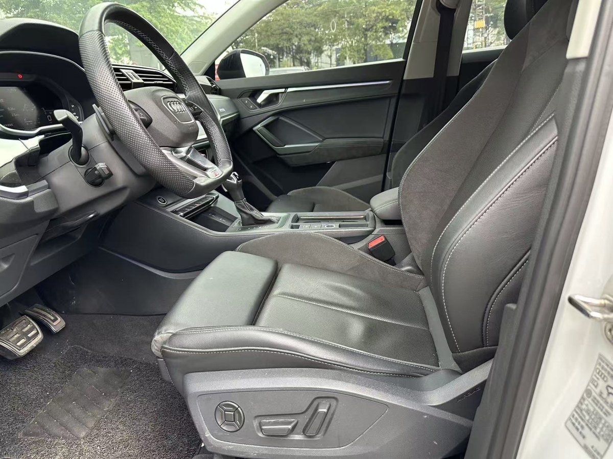 奧迪 奧迪Q3  2023款 45 TFSI quattro 時尚動感型圖片