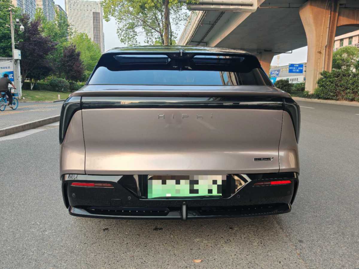 高合 高合HiPhi Y  2023款 810km 長(zhǎng)續(xù)航版圖片