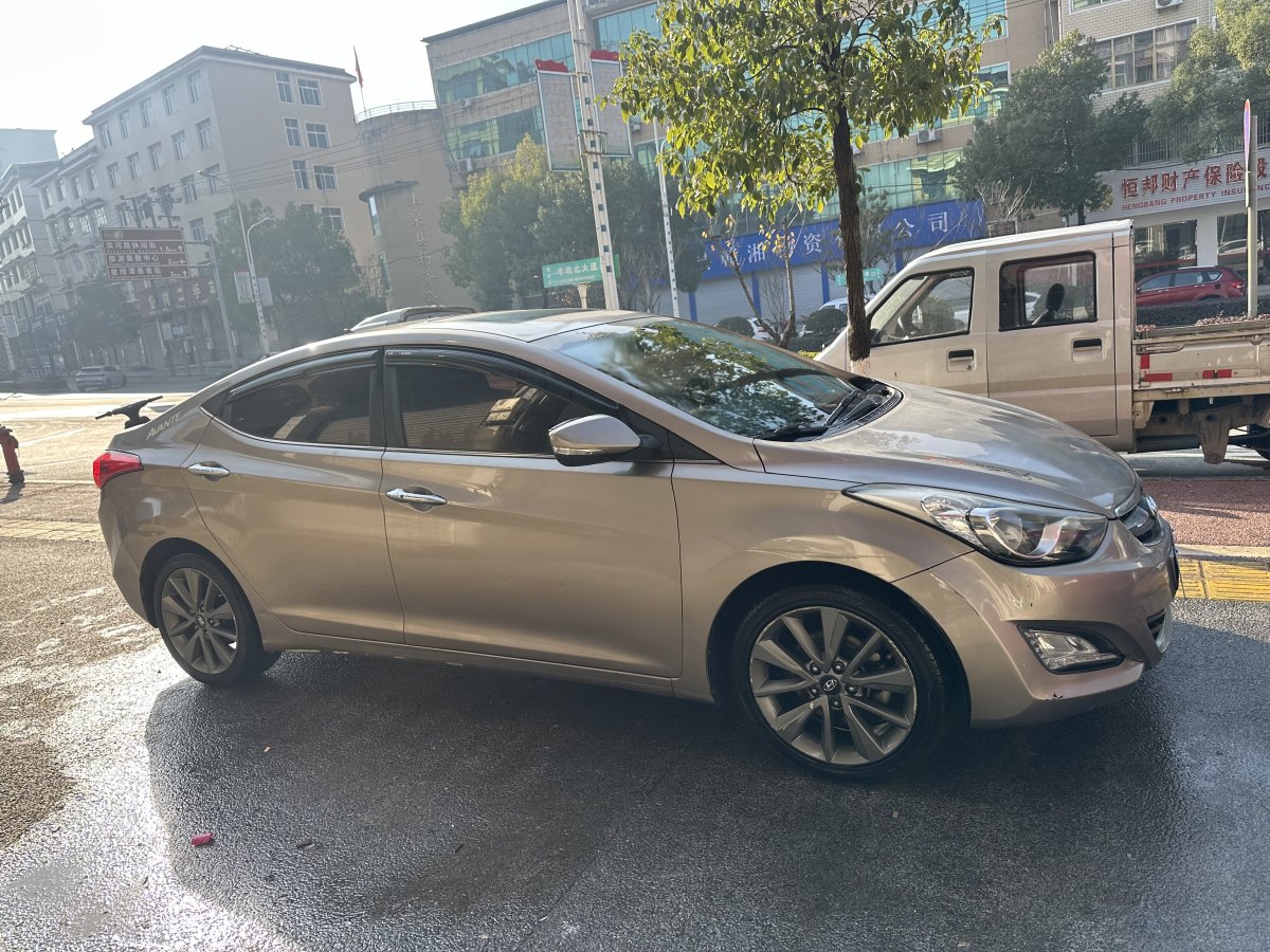 現(xiàn)代 朗動  2015款 1.6L 自動領(lǐng)先型圖片