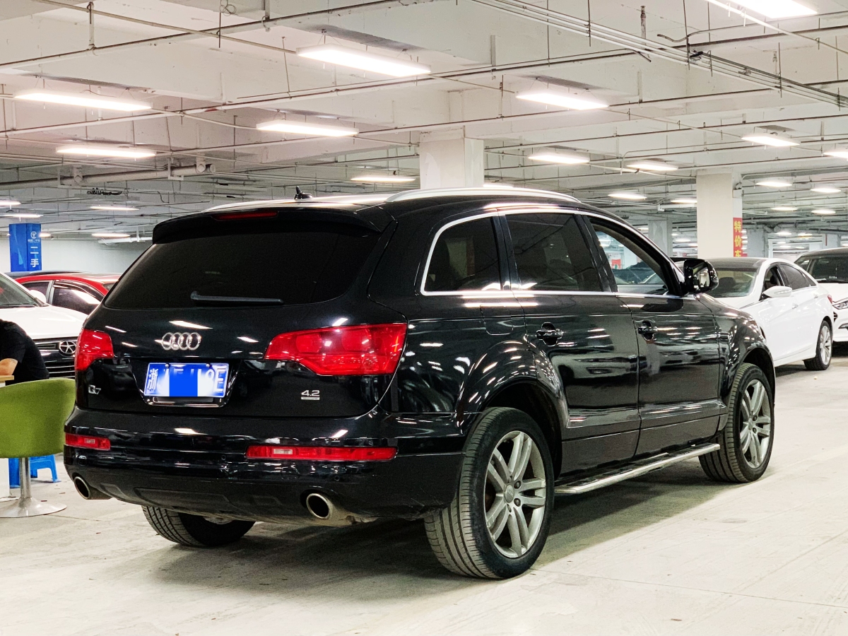 奧迪 奧迪Q7  2007款 3.6 FSI quattro 豪華型圖片