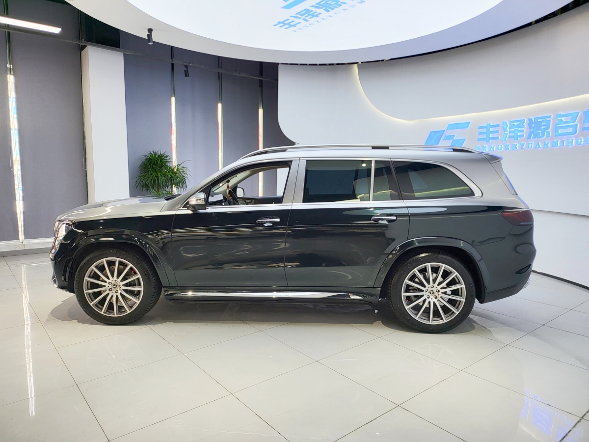 奔馳 奔馳GLS  2022款 改款二 GLS 450 4MATIC 豪華型圖片