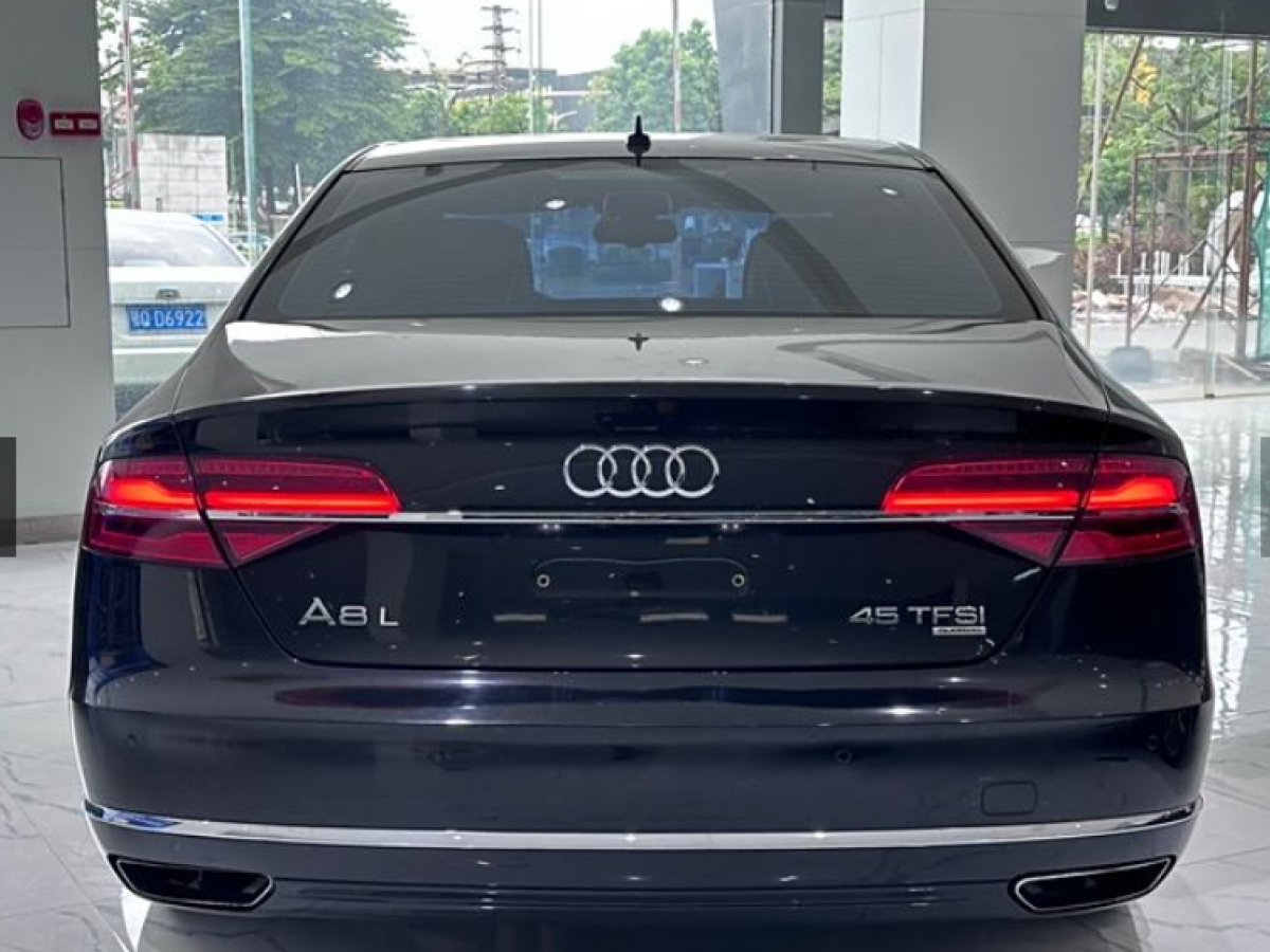 奧迪 2024款 奧迪A8L(進口) A8L 55 TFSI quattro 旗艦型圖片