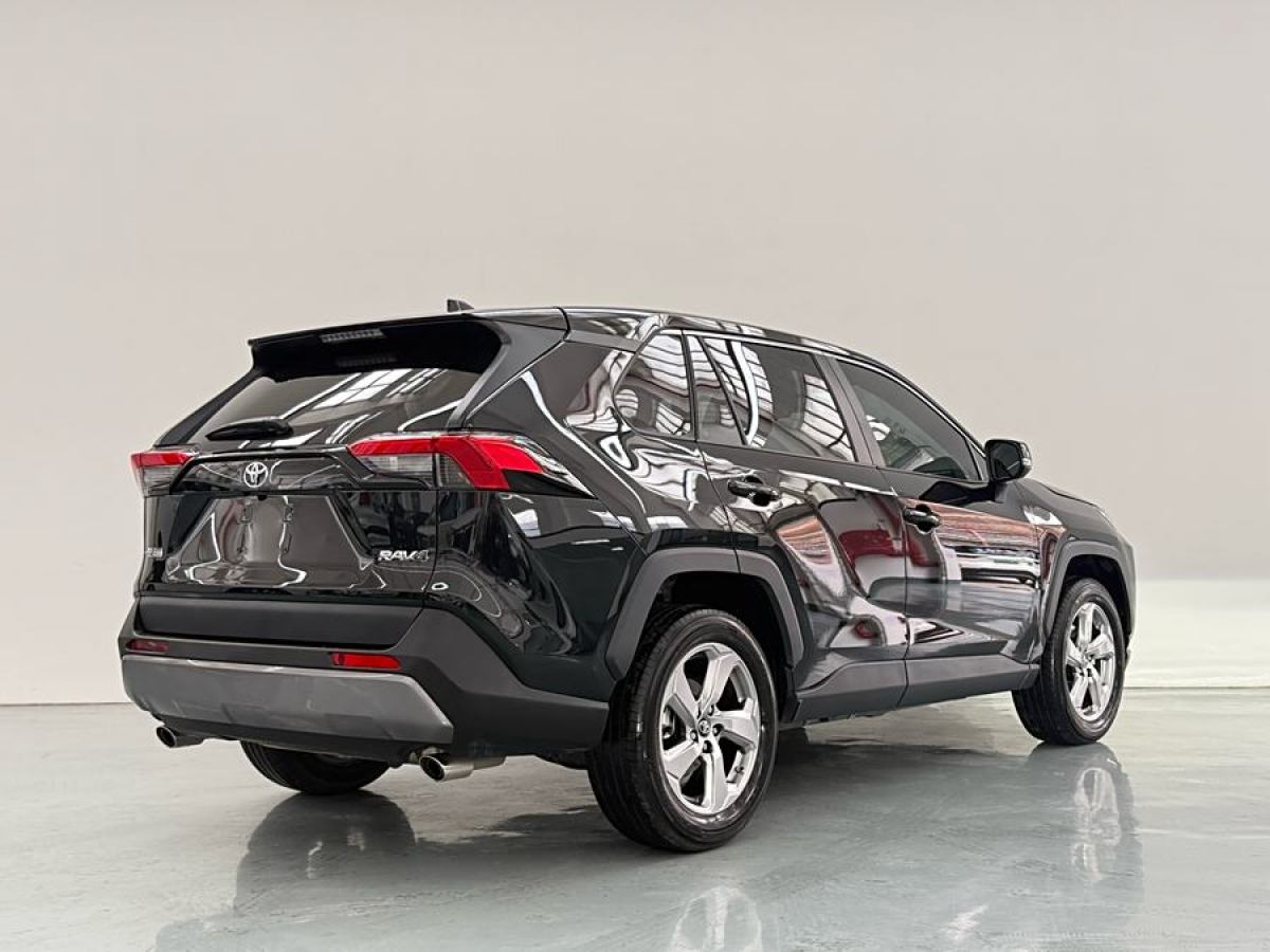 豐田 RAV4榮放  2022款 2.0L CVT兩驅(qū)風尚Plus版圖片