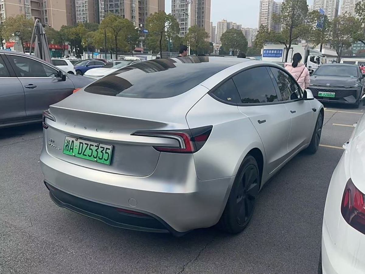 特斯拉 Model Y  2023款 后輪驅(qū)動版圖片