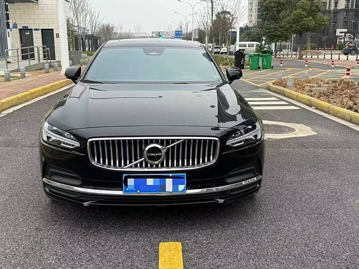 沃爾沃 S90  2024款 B5 智遠(yuǎn)豪華版圖片