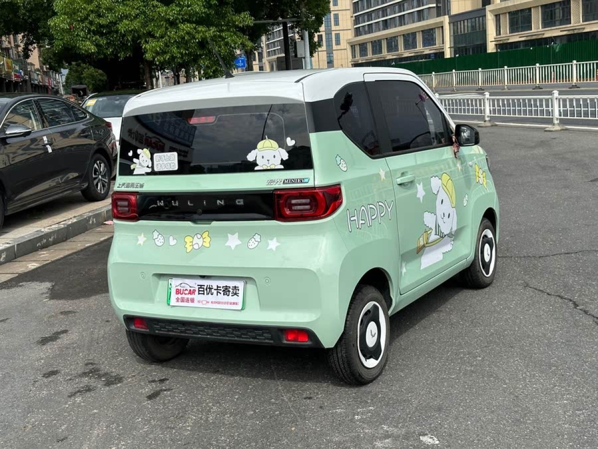 五菱 宏光MINIEV  2021款 馬卡龍夾心款 120km 磷酸鐵鋰圖片