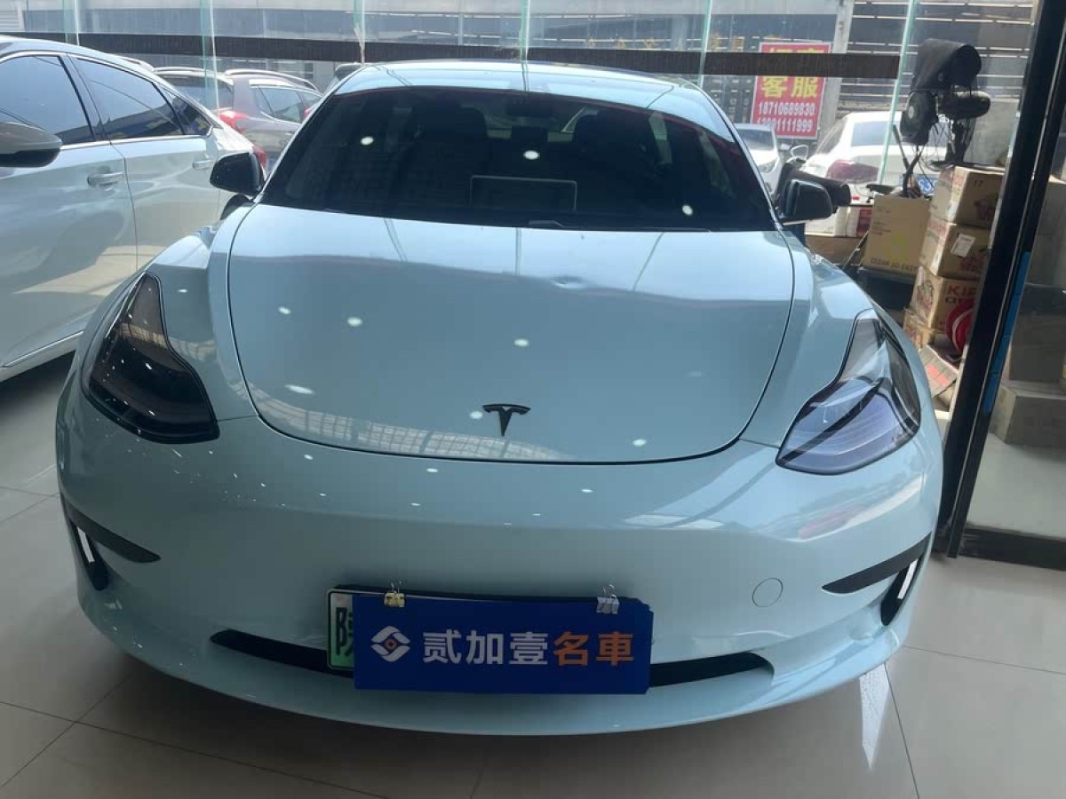 特斯拉 Model 3  2021款 改款 標(biāo)準(zhǔn)續(xù)航后驅(qū)升級版圖片