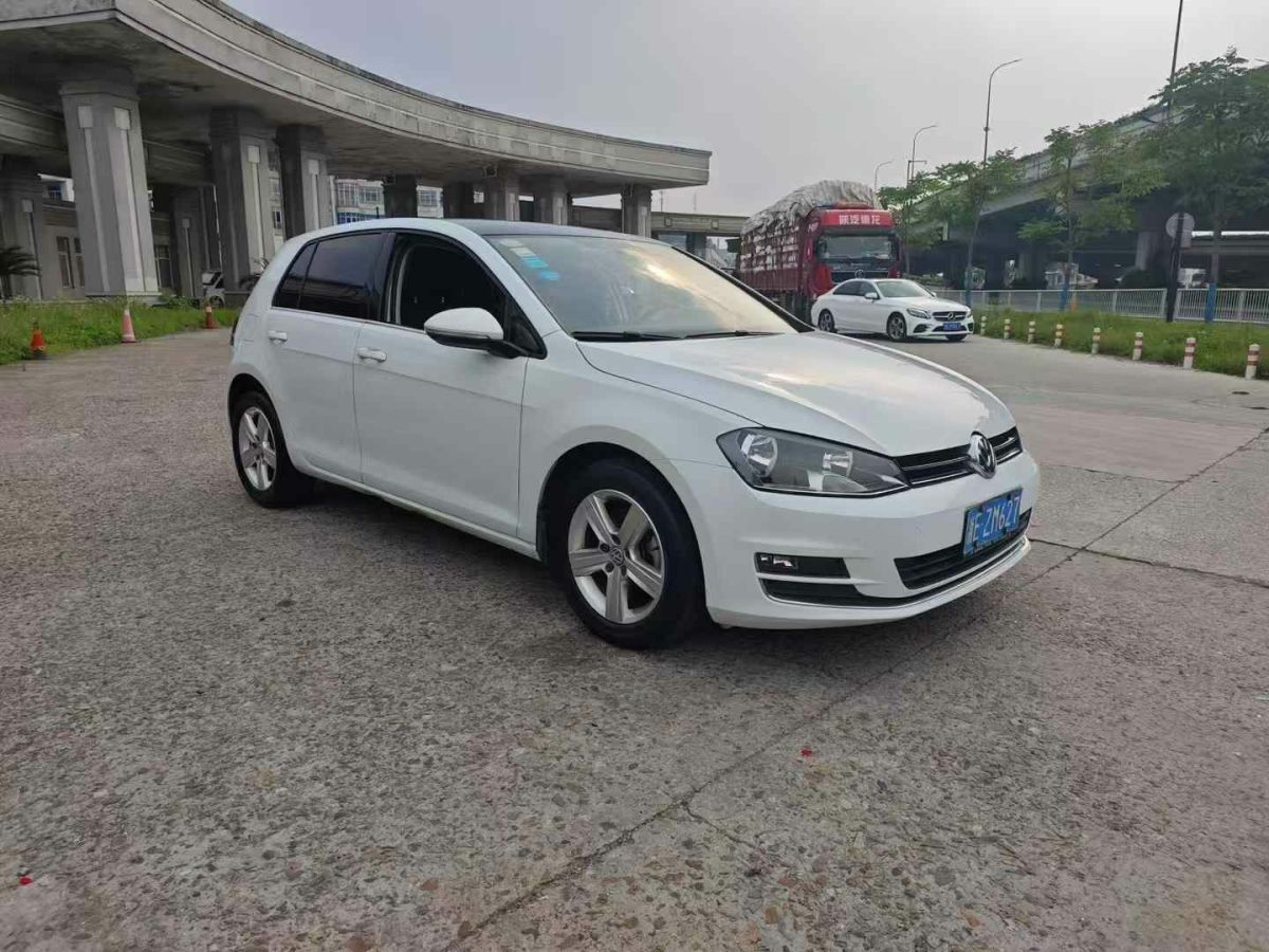 大眾 高爾夫  2016款 1.6L 自動(dòng)時(shí)尚型圖片