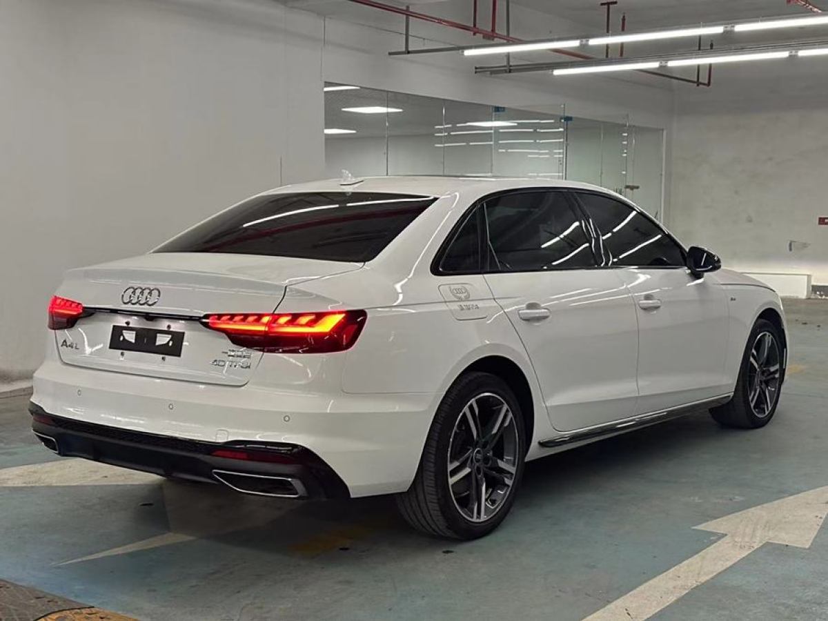 奧迪 奧迪A4L  2022款 40 TFSI 時尚動感型圖片