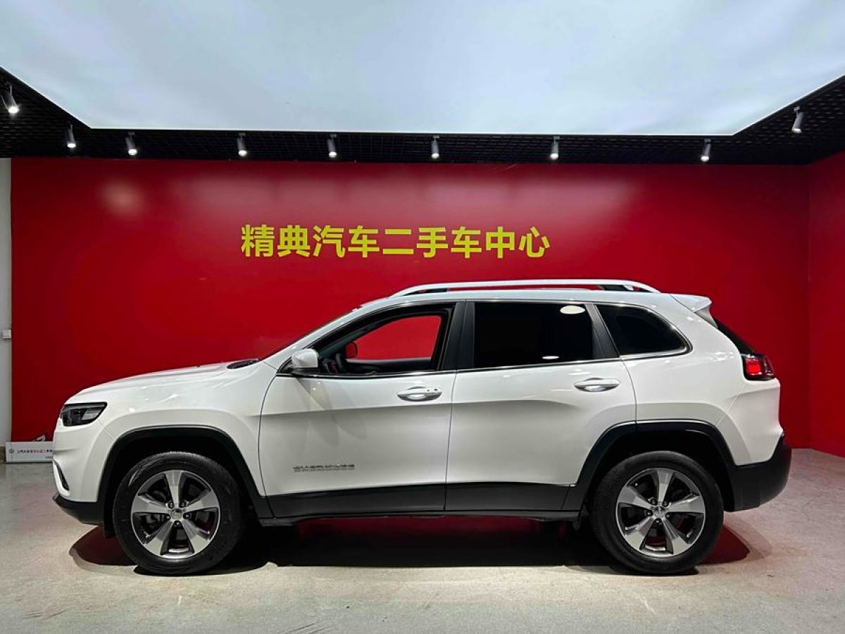 Jeep 自由光  2019款 2.0T 四驅(qū)探享版+自動(dòng)駕駛智慧包圖片