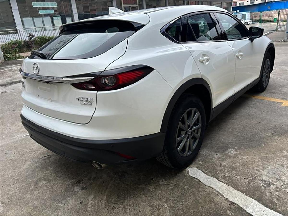 馬自達 CX-4  2020款 2.0L 自動兩驅(qū)藍天活力版圖片