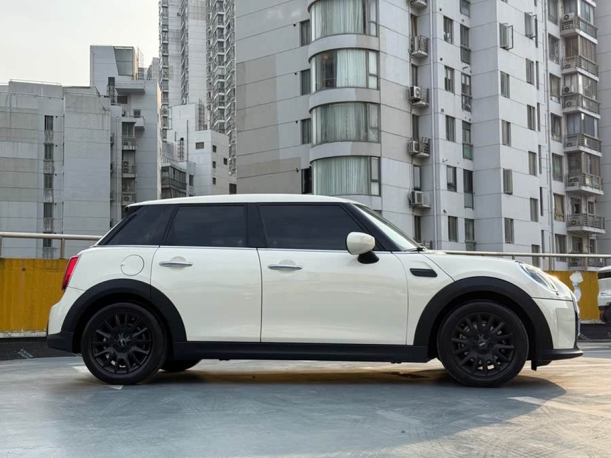MINI MINI  2022款 改款 1.5T ONE 五門版PLUS圖片