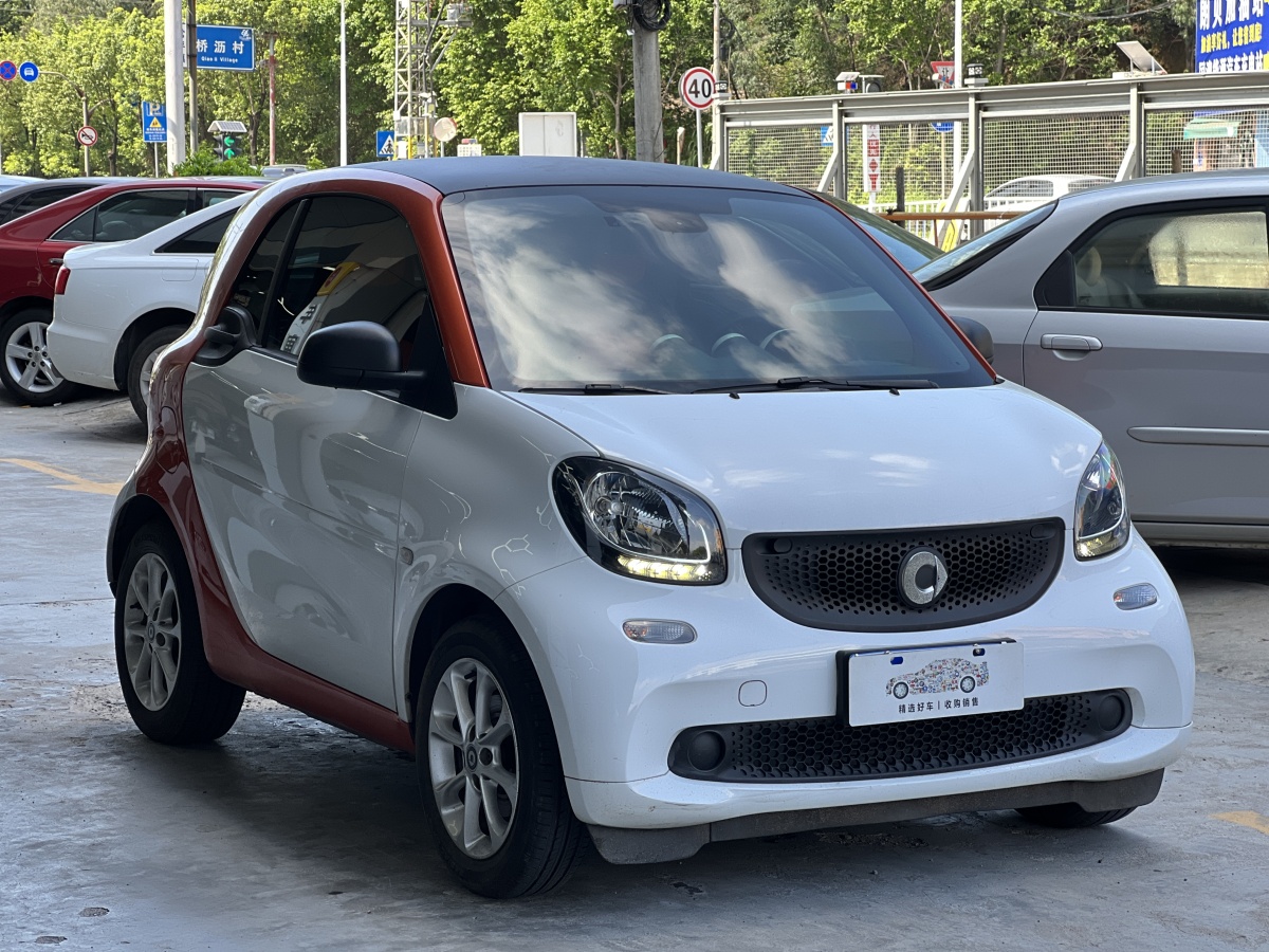 smart fortwo  2015款 1.0L 52千瓦硬頂靈動版圖片