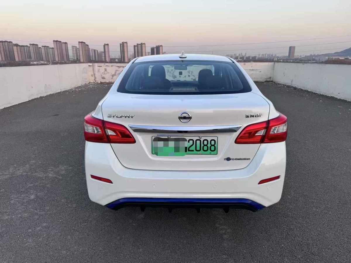 日產(chǎn) 軒逸  2019款  經(jīng)典 1.6XE CVT舒適版圖片