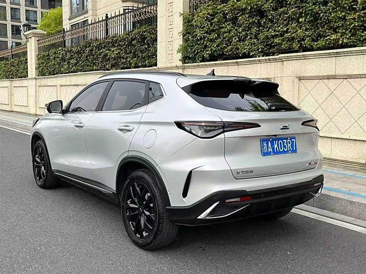 長(zhǎng)安歐尚 長(zhǎng)安歐尚X5 PLUS  2023款 改款 1.5T DCT卓越型圖片