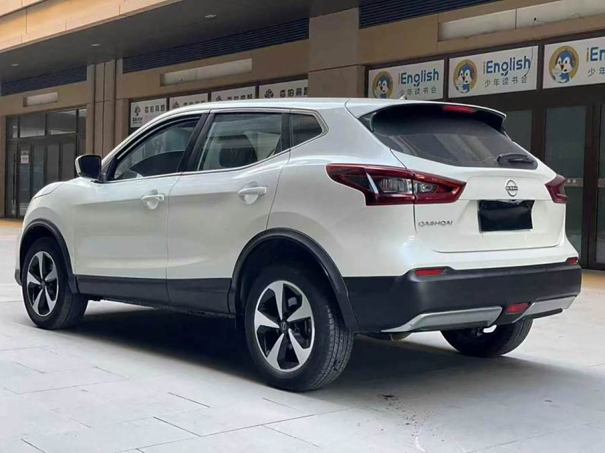 日產(chǎn) 逍客  2023款 經(jīng)典 2.0L CVT XV舒適版圖片