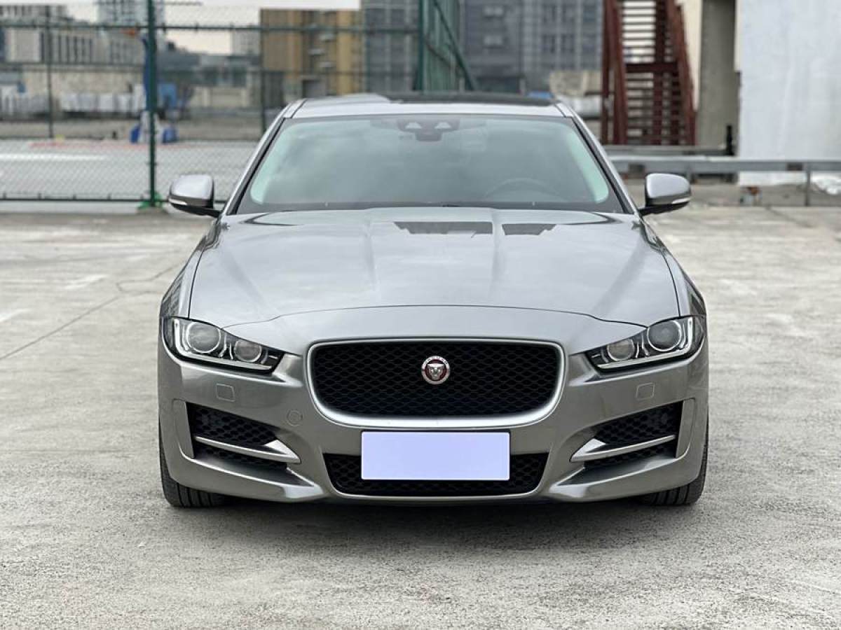 捷豹 XE  2017款 2.0T 200PS R-Sport圖片