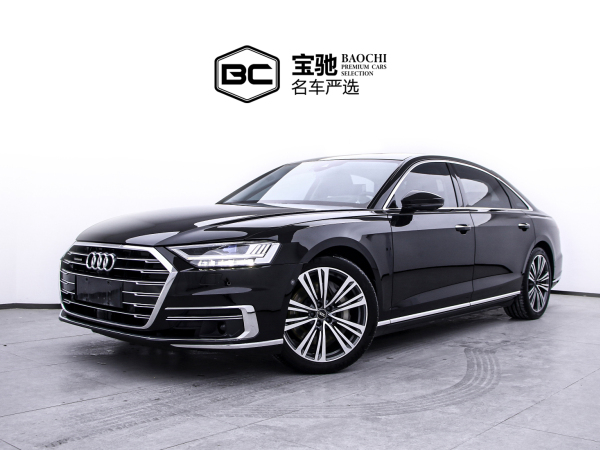 奥迪 奥迪A8  2022款 A8L 55 TFSI quattro 尊贵型典藏版