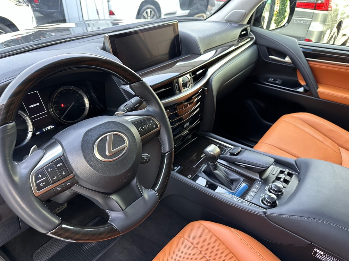 Lexus LX2019 Model 570 Dynamic Deluxe Edition图片