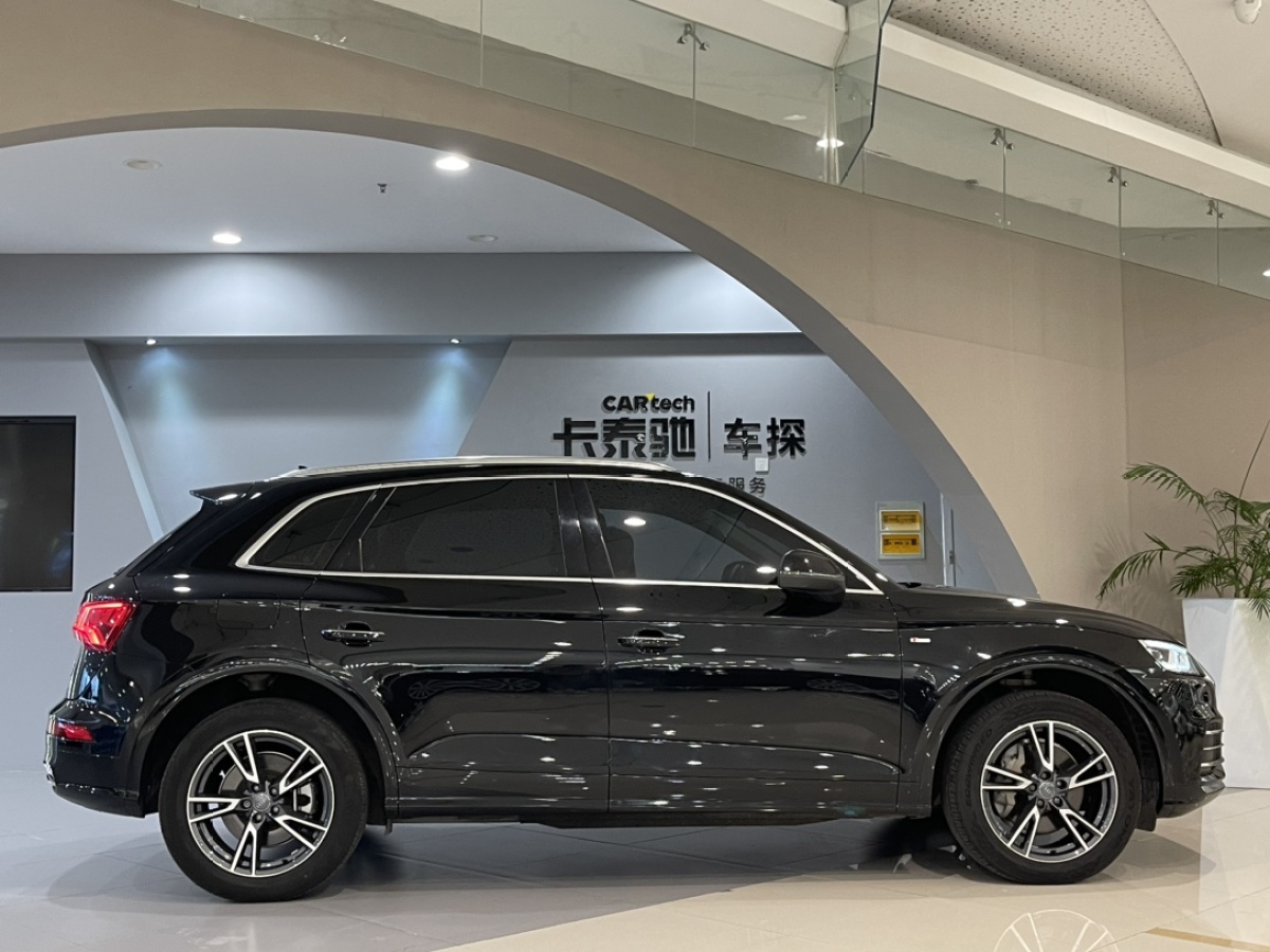 2021年6月奧迪 奧迪Q5L  2020款 改款 40 TFSI 榮享時尚型