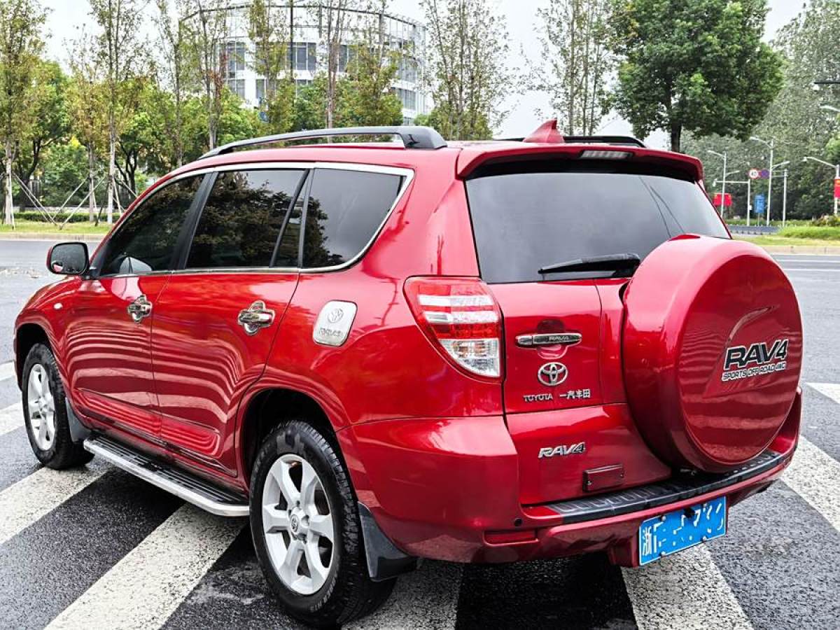 豐田 RAV4榮放  2010款 2.0L 自動豪華升級版圖片