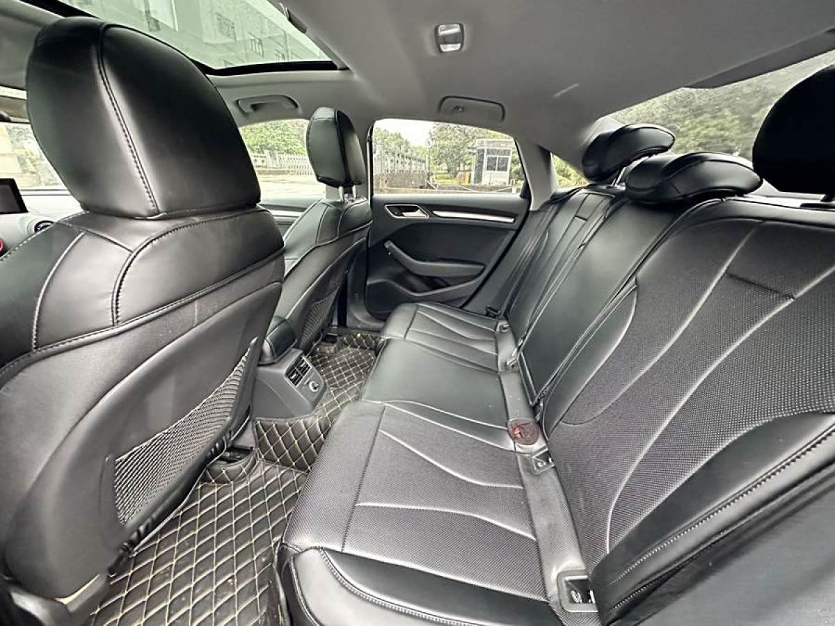 奧迪 奧迪A3  2019款 Limousine 35 TFSI 運(yùn)動(dòng)型 國(guó)VI圖片