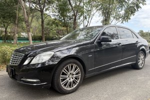 奔馳E級(jí) 奔馳 E 200 L CGI優(yōu)雅型