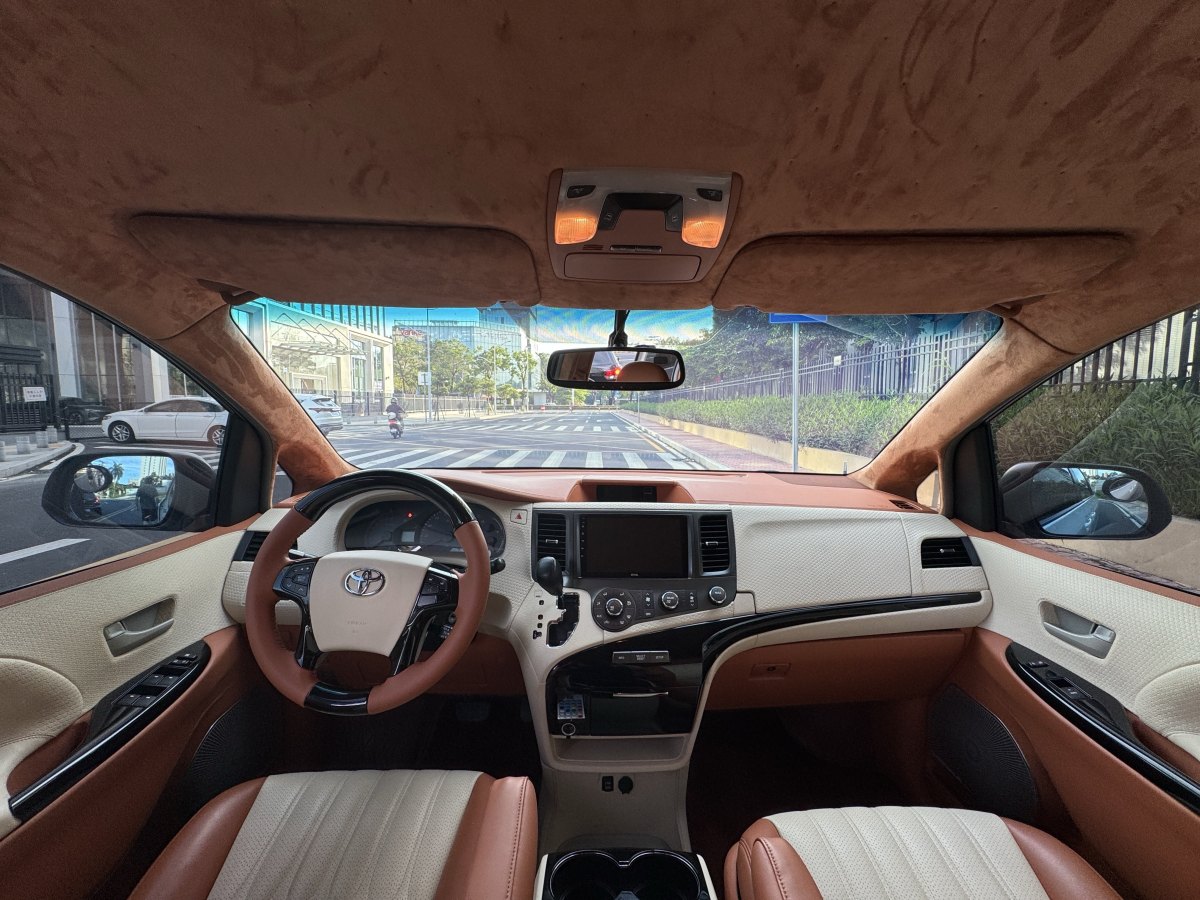 豐田 塞納  2011款 Sienna 2.7L 美規(guī)版圖片