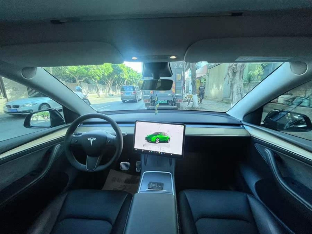 特斯拉 Model Y  2022款 改款 后輪驅(qū)動版圖片