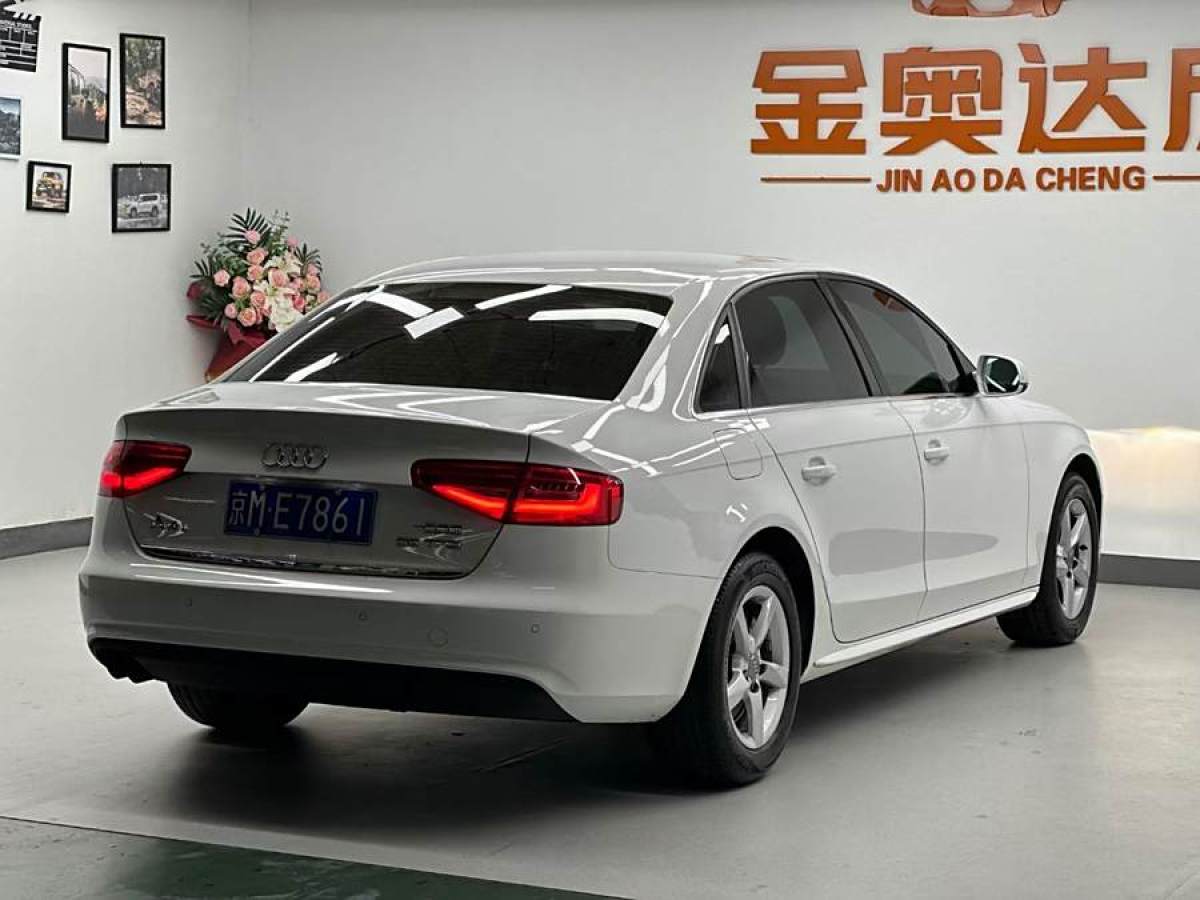 奧迪 奧迪A4L  2013款 35 TFSI 自動(dòng)舒適型圖片