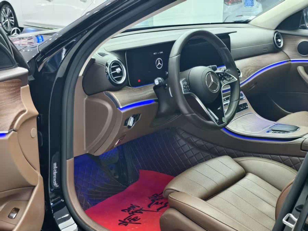 奔馳 奔馳E級(jí)  2022款 改款 E 260 L圖片