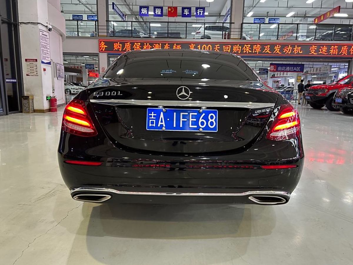 奔馳 奔馳E級(jí)  2019款 改款 E 300 L 豪華型圖片