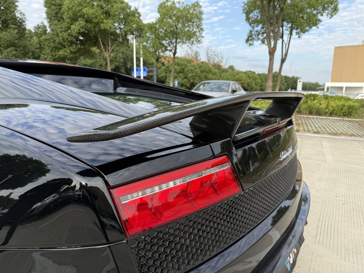 蘭博基尼 Gallardo  2011款 LP 560-4 Bicolore圖片