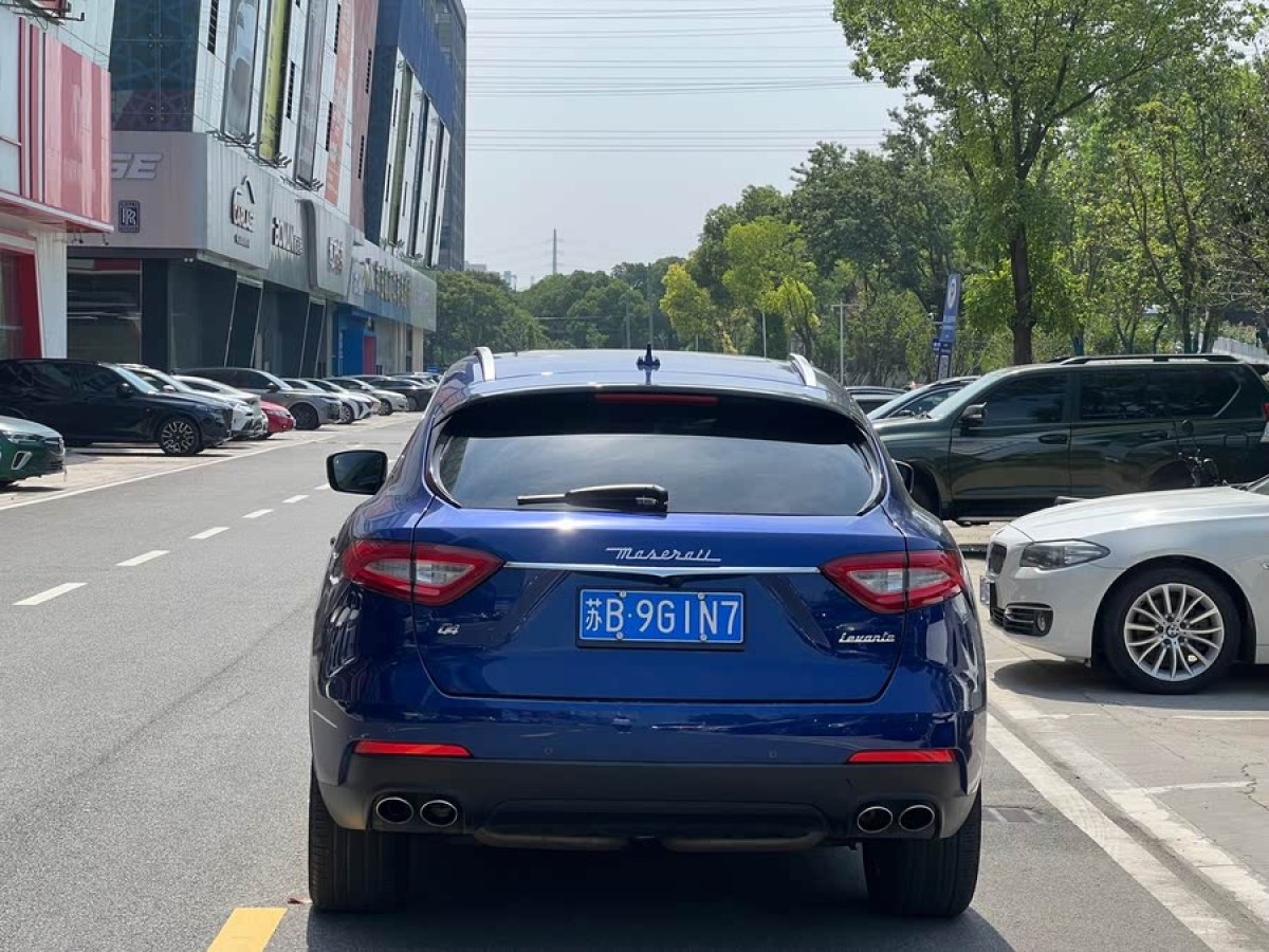 瑪莎拉蒂 Levante  2020款 3.0T 標(biāo)準(zhǔn)版圖片