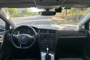 奧迪Q3 奧迪 35 TFSI 時(shí)尚動(dòng)感型