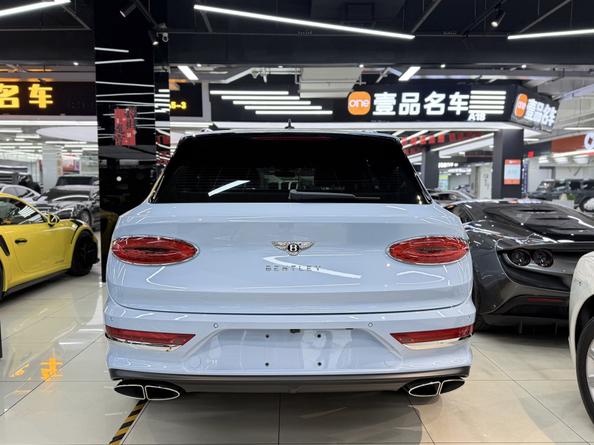 賓利 添越  2022款 4.0T V8圖片