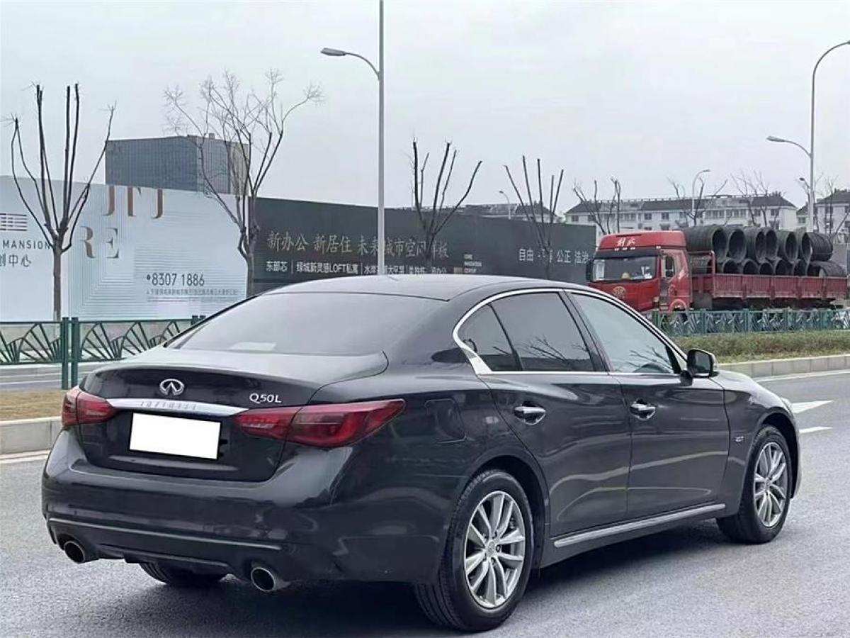 英菲尼迪 Q50L  2021款 2.0T 舒適版圖片