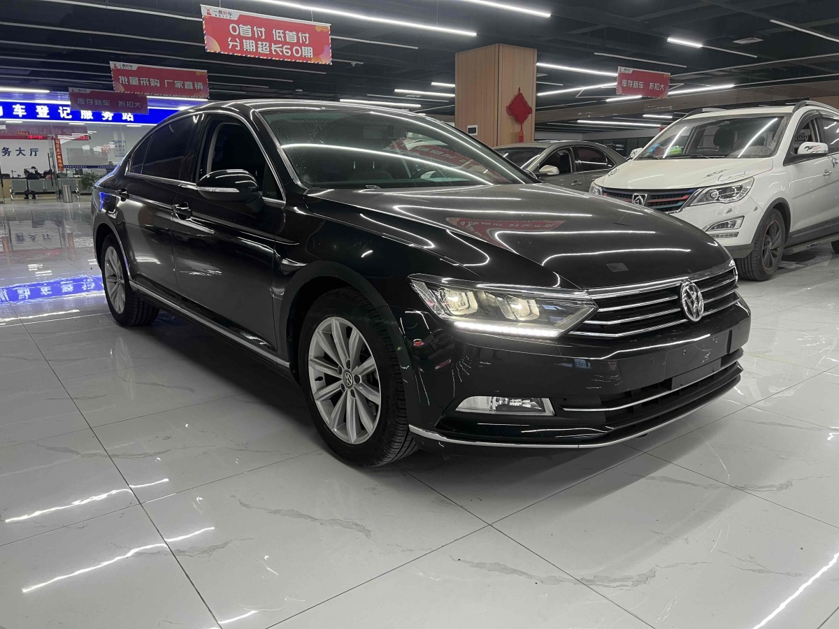 大眾 邁騰  2019款  330TSI DSG 領(lǐng)先型 國VI圖片