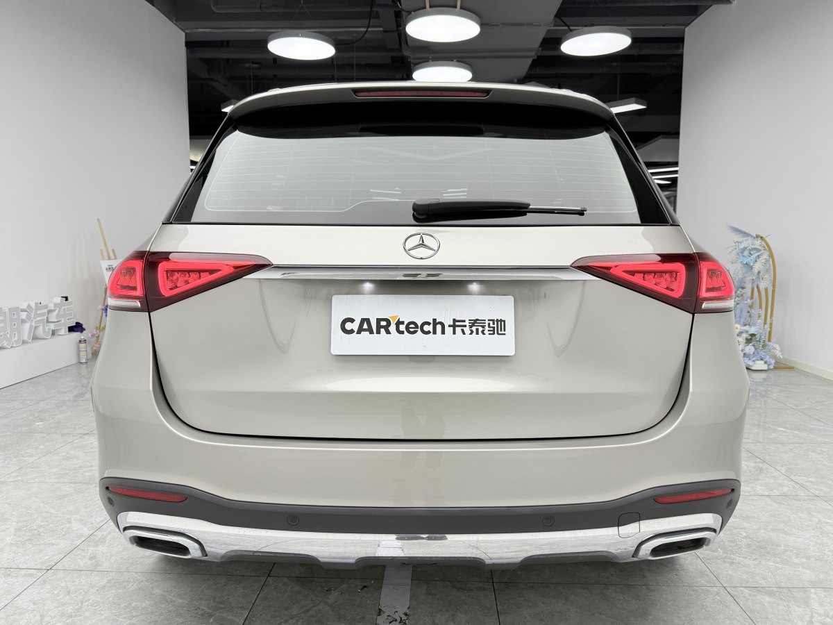 奔馳 奔馳GLE  2020款  GLE 350 4MATIC 時(shí)尚型圖片