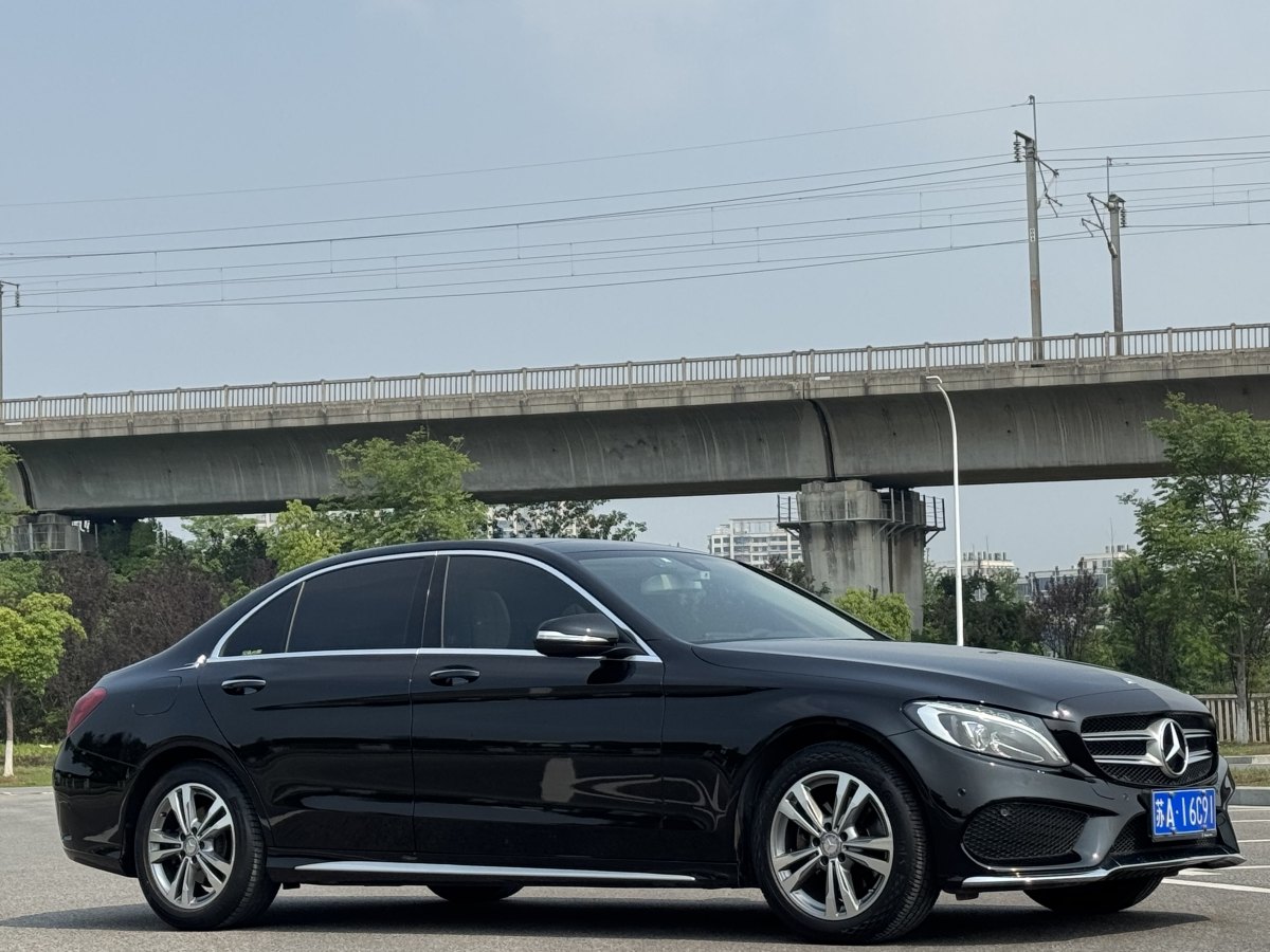 奔馳 奔馳C級  2015款 改款 C 200 L 運動型圖片
