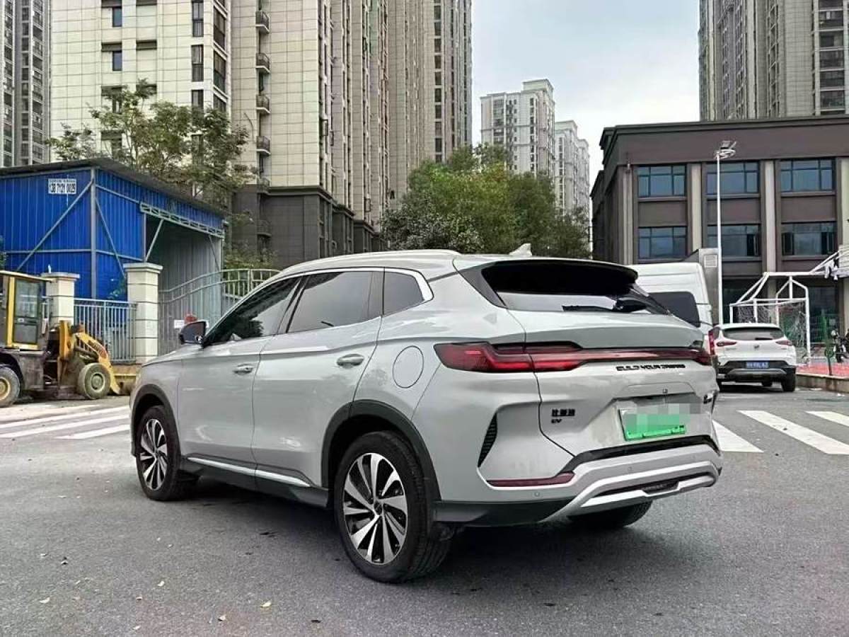 比亞迪 宋PLUS新能源  2024款 EV 520km領(lǐng)航榮耀版圖片