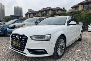 奥迪A4L 奥迪 35 TFSI 典藏版 自动标准型