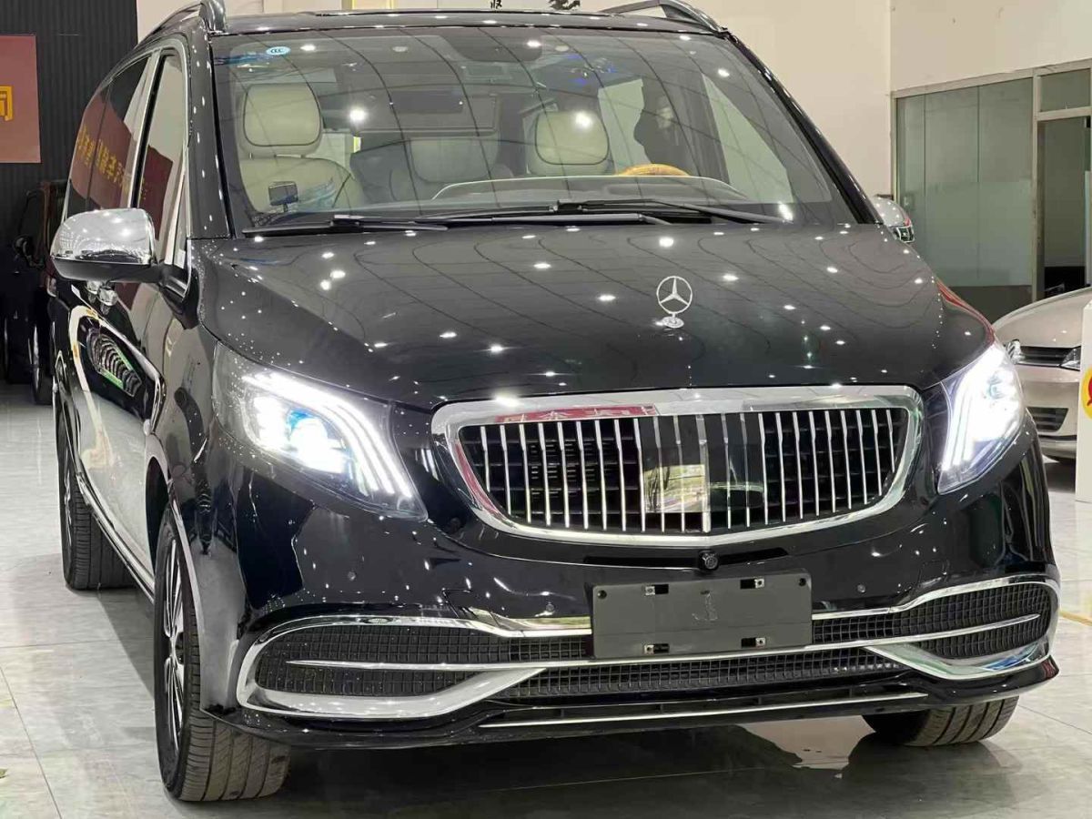 奔馳 威霆  2021款 2.0T 商務(wù)版 7座圖片