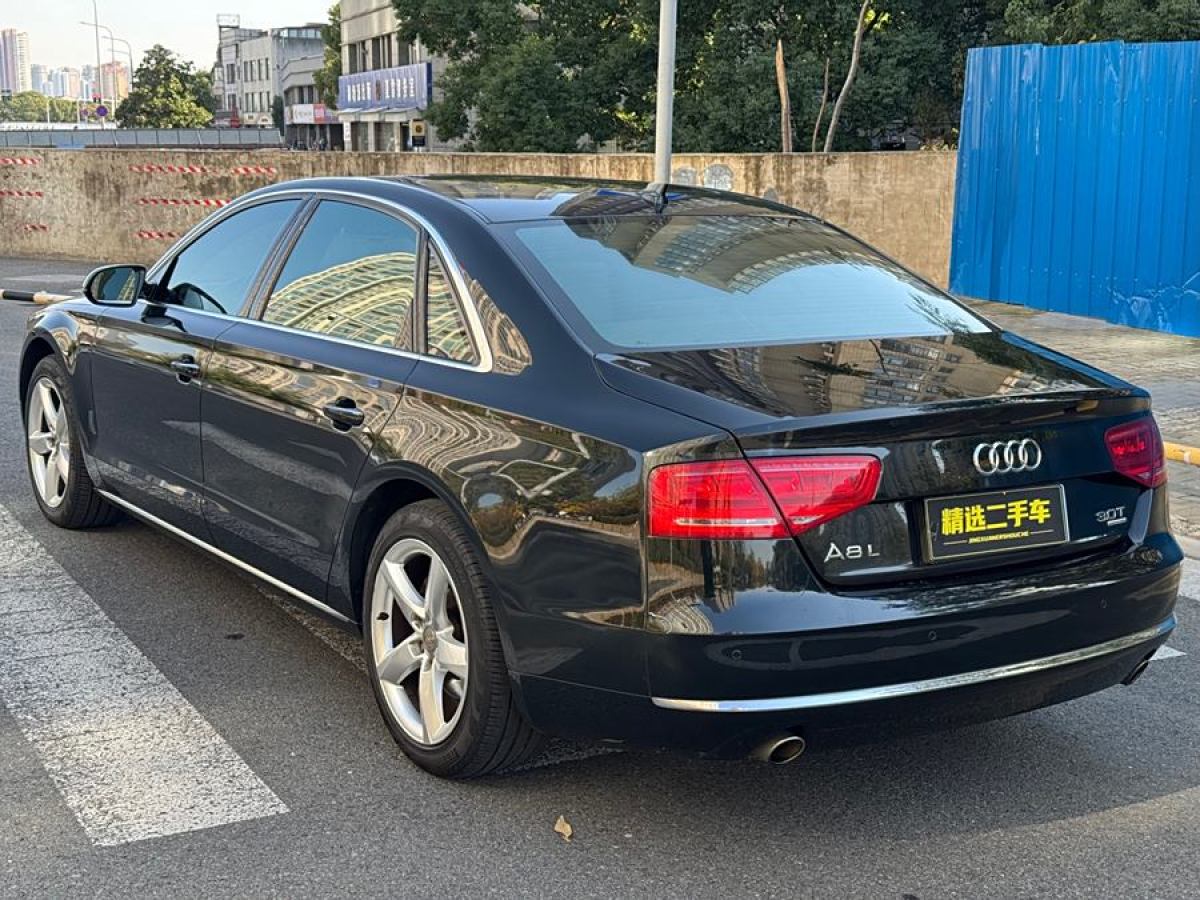 奧迪 奧迪A8  2011款 A8L 3.0 TFSI quattro尊貴型(245kW)圖片