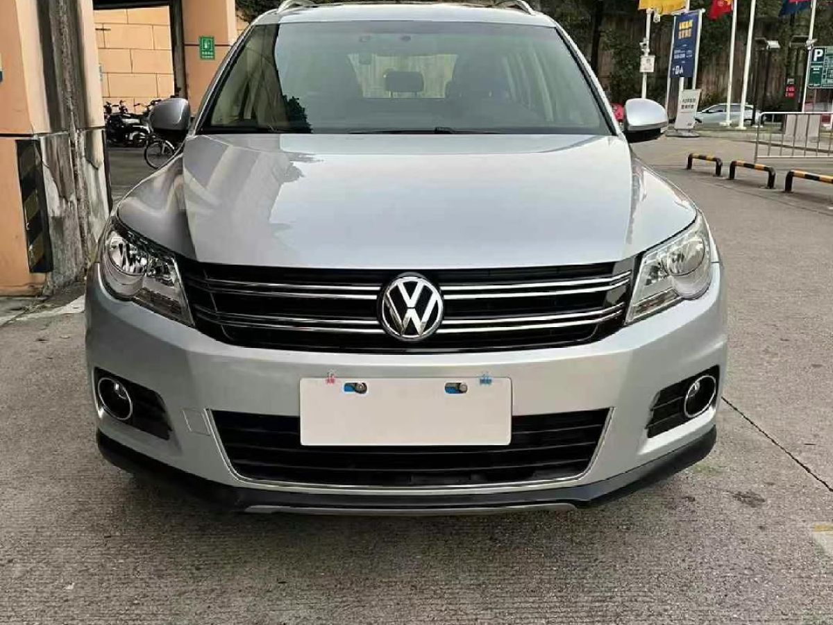 大眾 途銳  2011款 3.0TSI 豪華型圖片